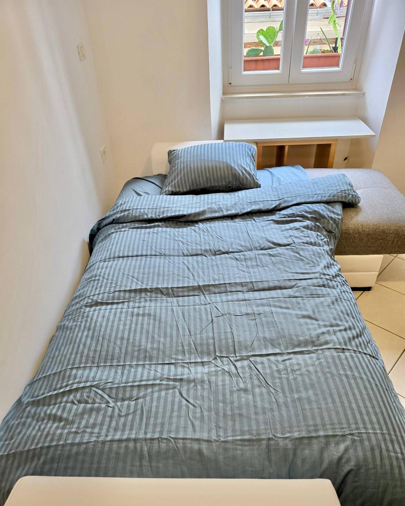 Coastal In Apartment *